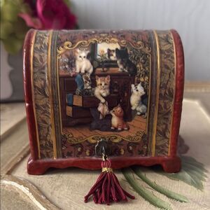 Vintage Kitten Capers Cat Tales Music Box Plays Don’t Worry Be Happy ‘02 Numered